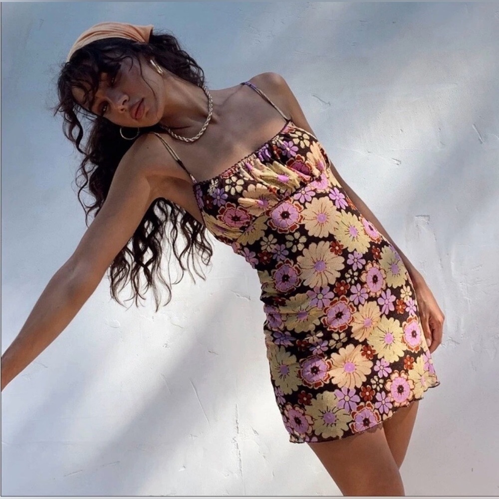 INTO Teenage Fever Dress Floral Mini Dress Size 6 Small Y2K Brown